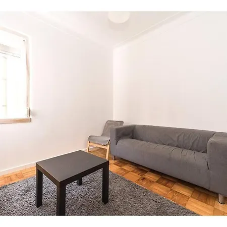 Houze_4 Flat In * Lisbon